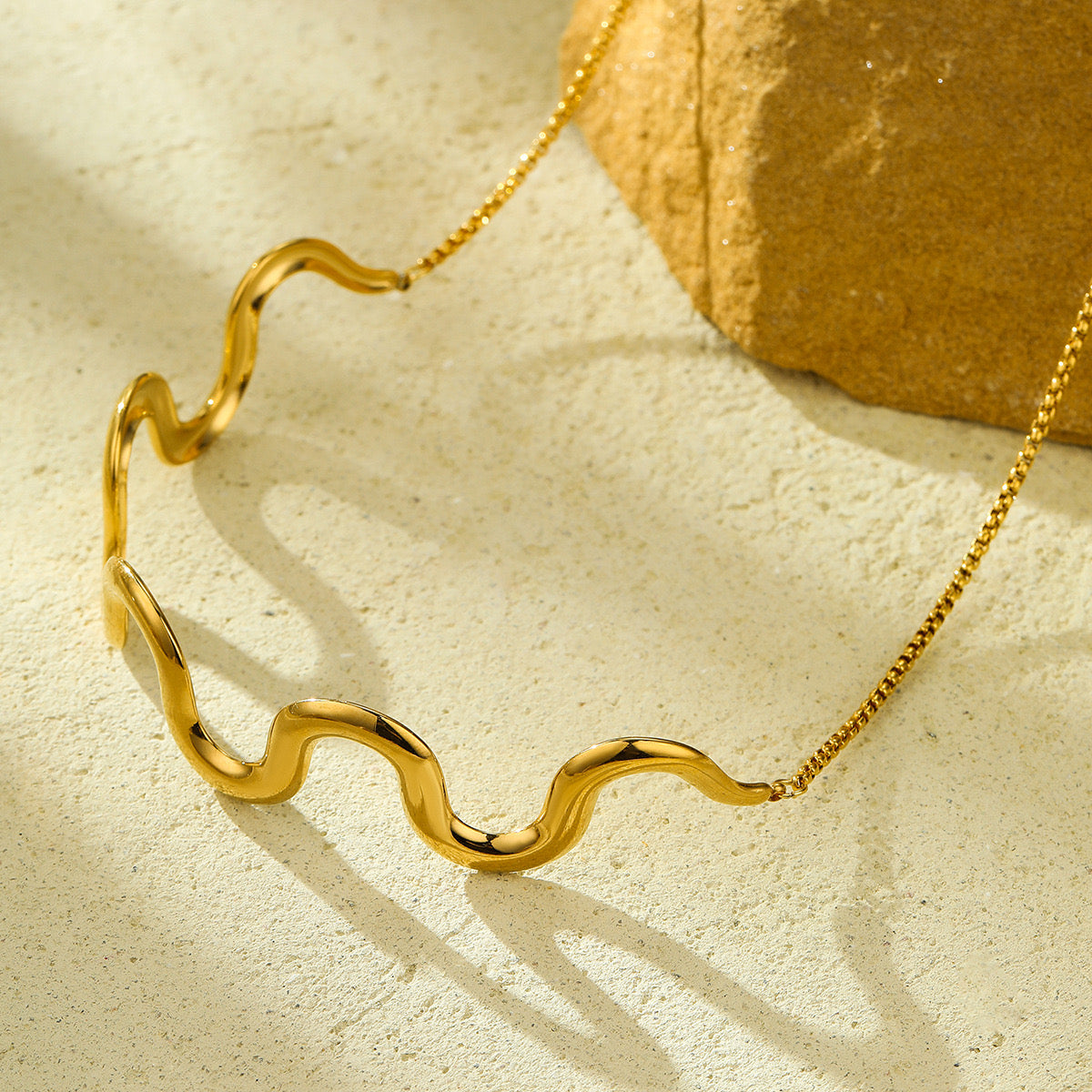 Collares